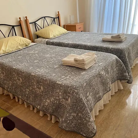 Seaview With Roof Terrace *