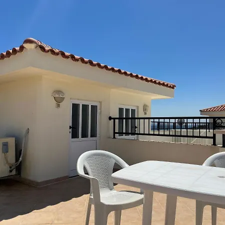 Seaview With Roof Terrace Apartament