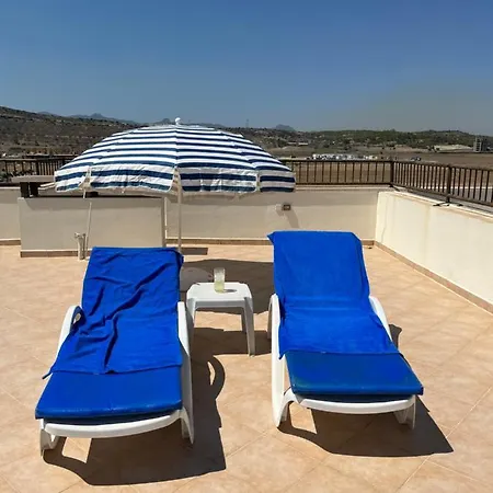 Apartment Seaview With Roof Terrace Gastria