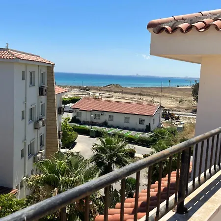 Seaview With Roof Terrace Apartament