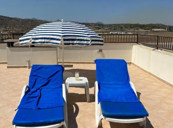 アパート Seaview With Roof Terrace Gastria